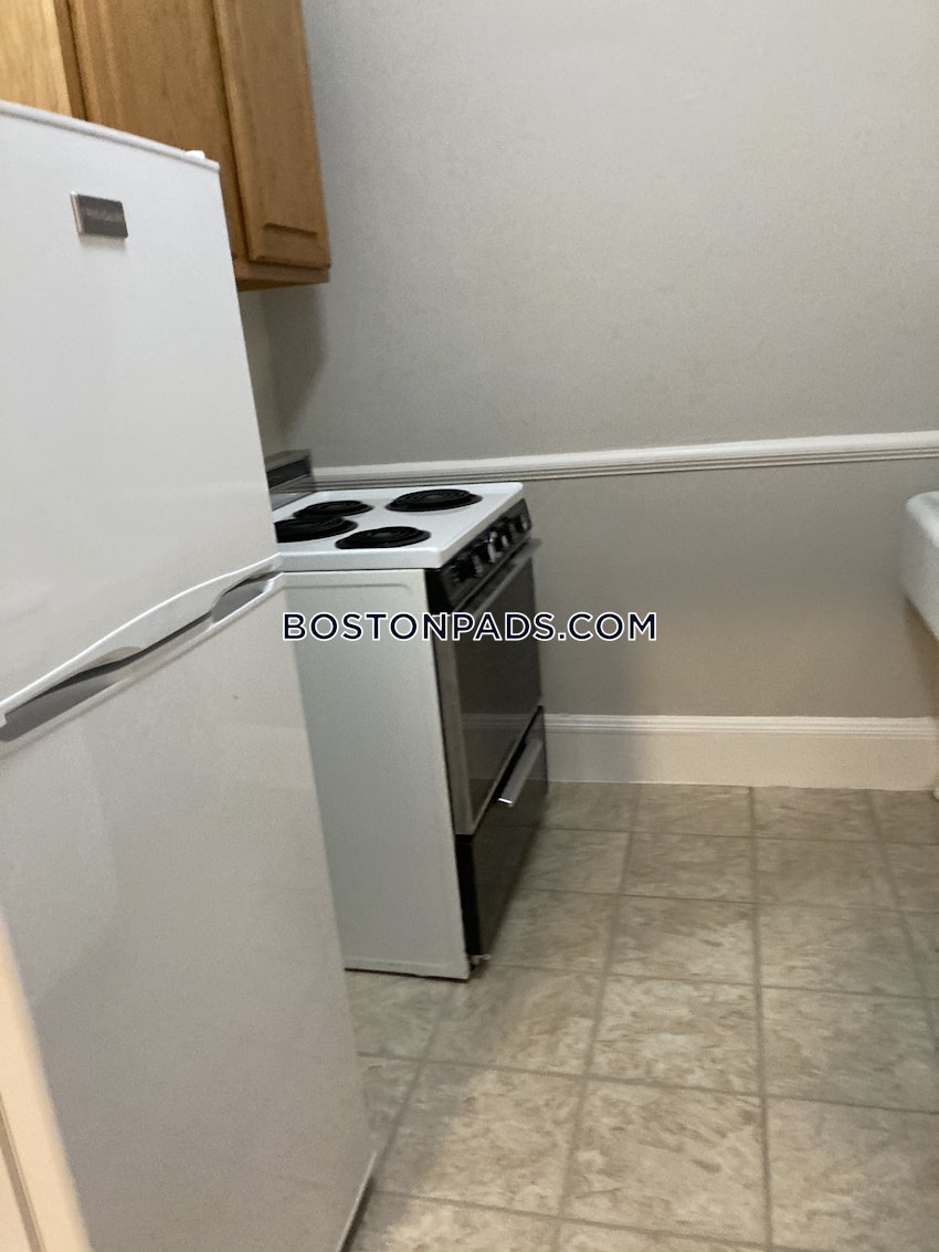 BROOKLINE- COOLIDGE CORNER - Studio , 1 Bath - Image 9