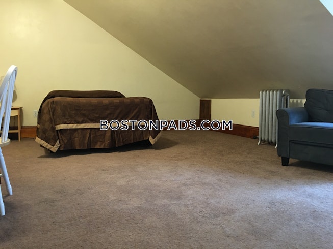 Boston - $3,600+ /mo