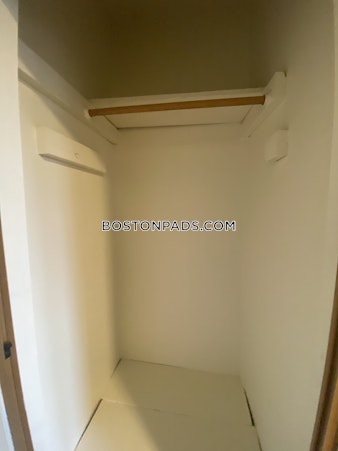 Queensberry St. Boston