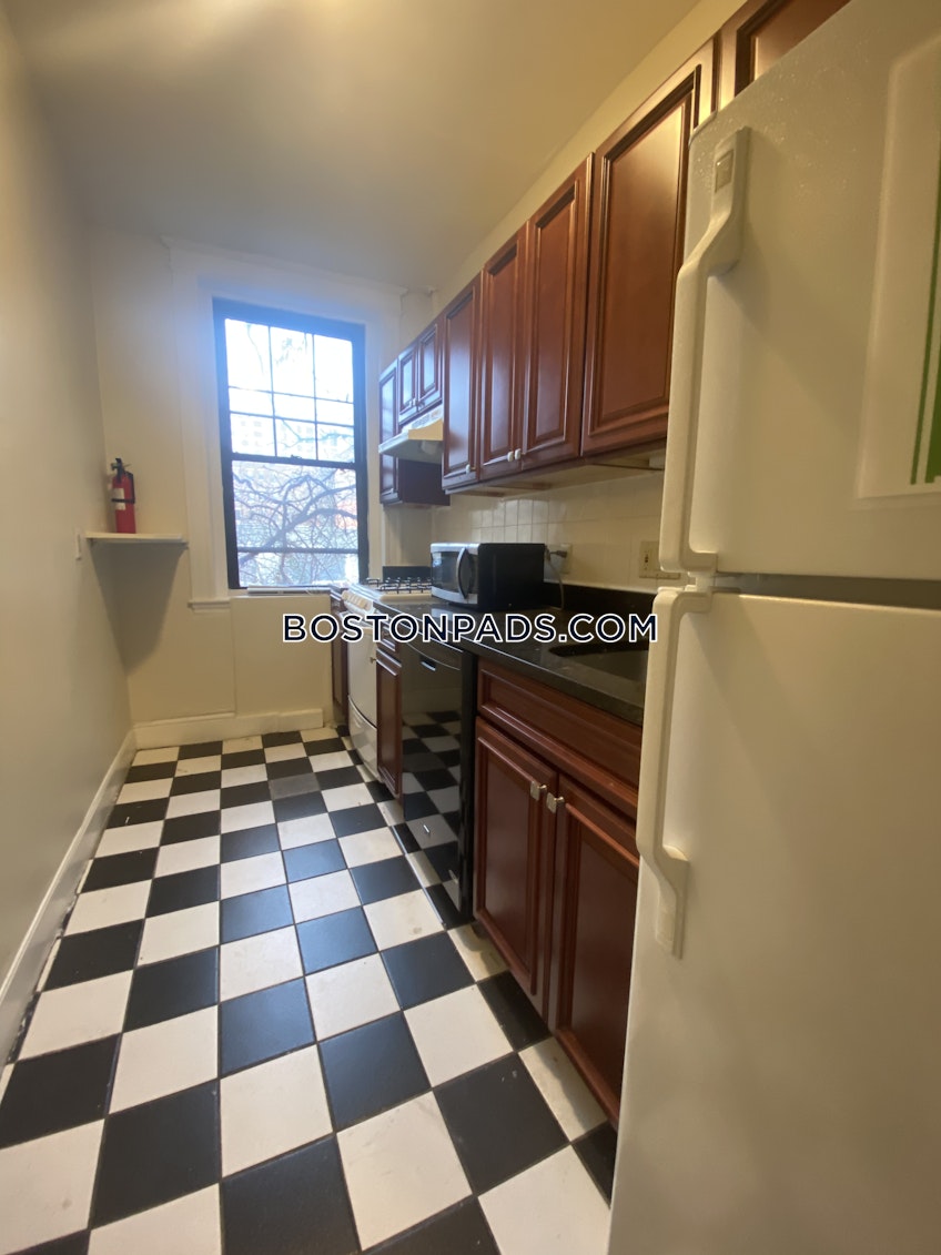 Boston - $3,500+ /month