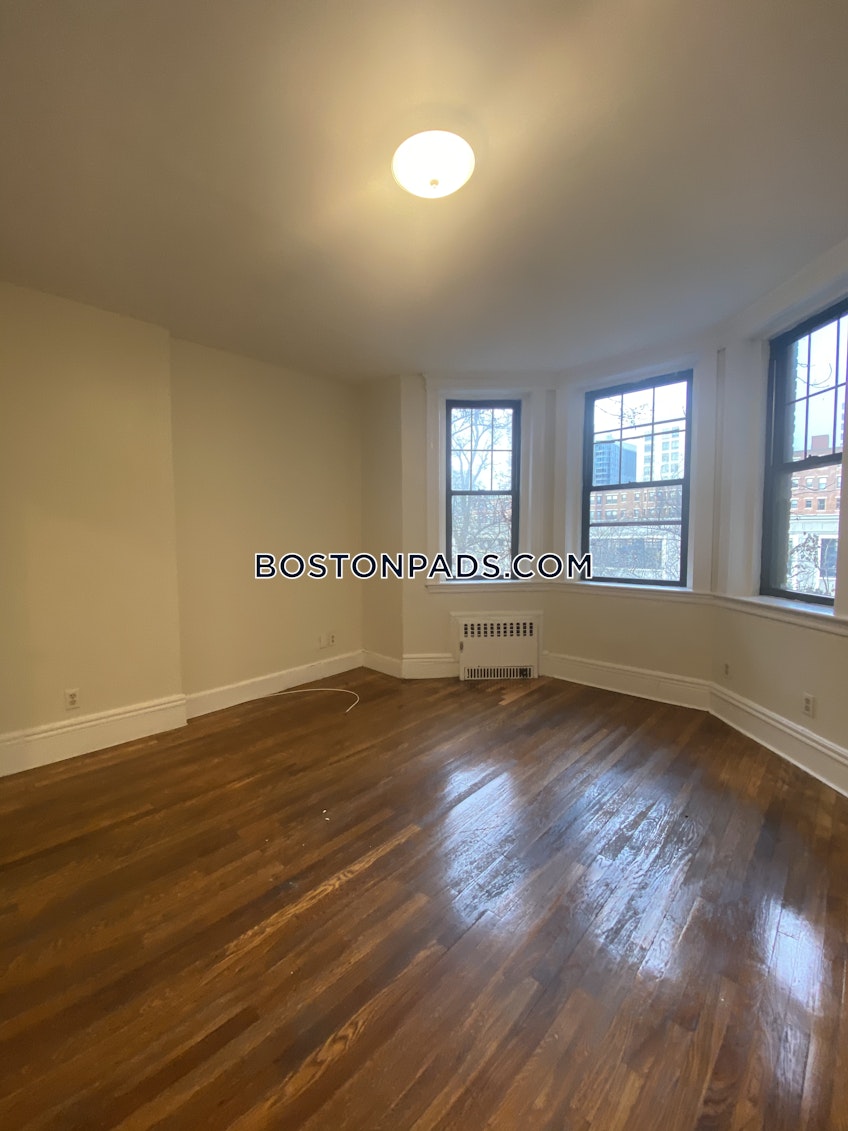 Boston - $3,500+ /month