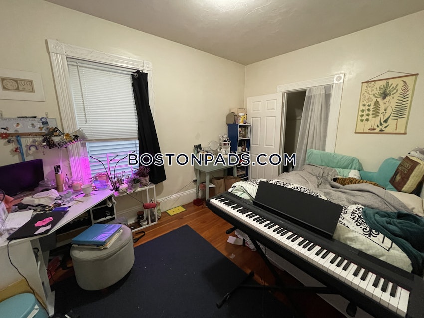 BOSTON - MISSION HILL - 5 Beds, 2 Baths - Image 1