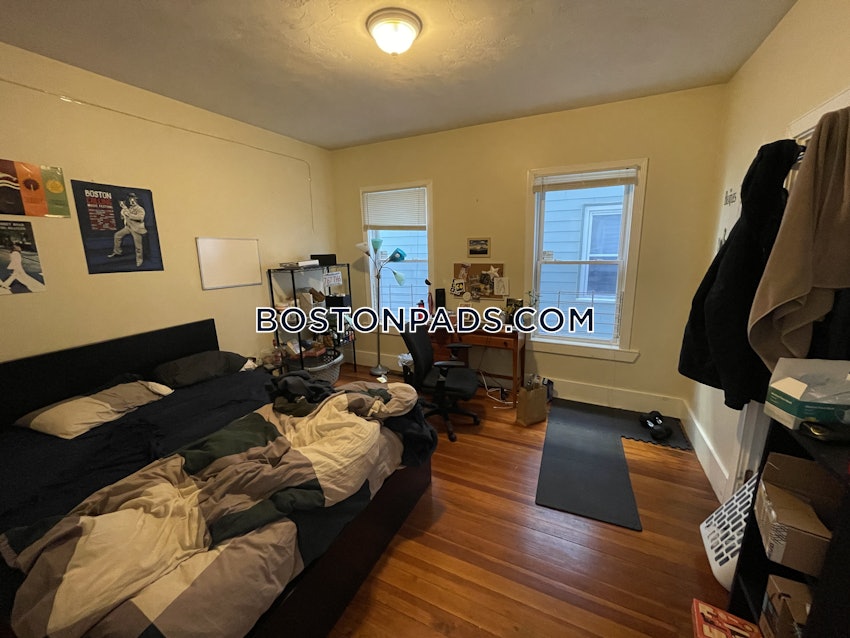 BOSTON - MISSION HILL - 5 Beds, 2 Baths - Image 8