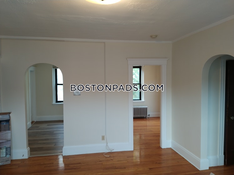 Pleasant St., Malden