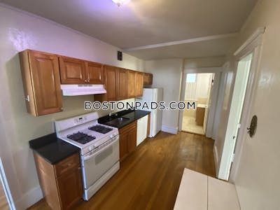 Brighton Deal Alert! Spacious 4 bed 2 Bath apartment in Strathmore Rd Boston - $4,300