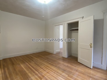 Boston - 2 Beds, 1 Baths