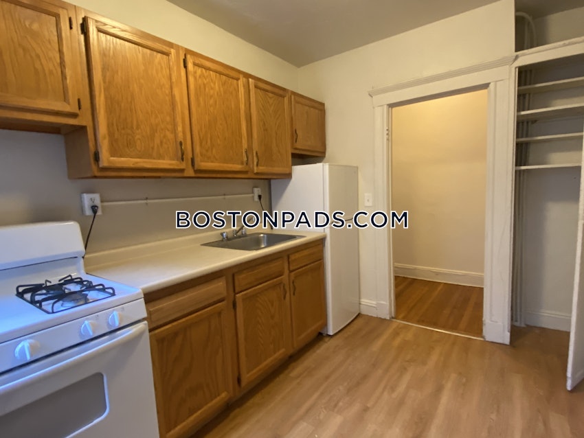 BOSTON - BRIGHTON- WASHINGTON ST./ ALLSTON ST. - 2 Beds, 1 Bath - Image 1