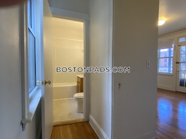 Boston - 2 Beds, 1 Baths