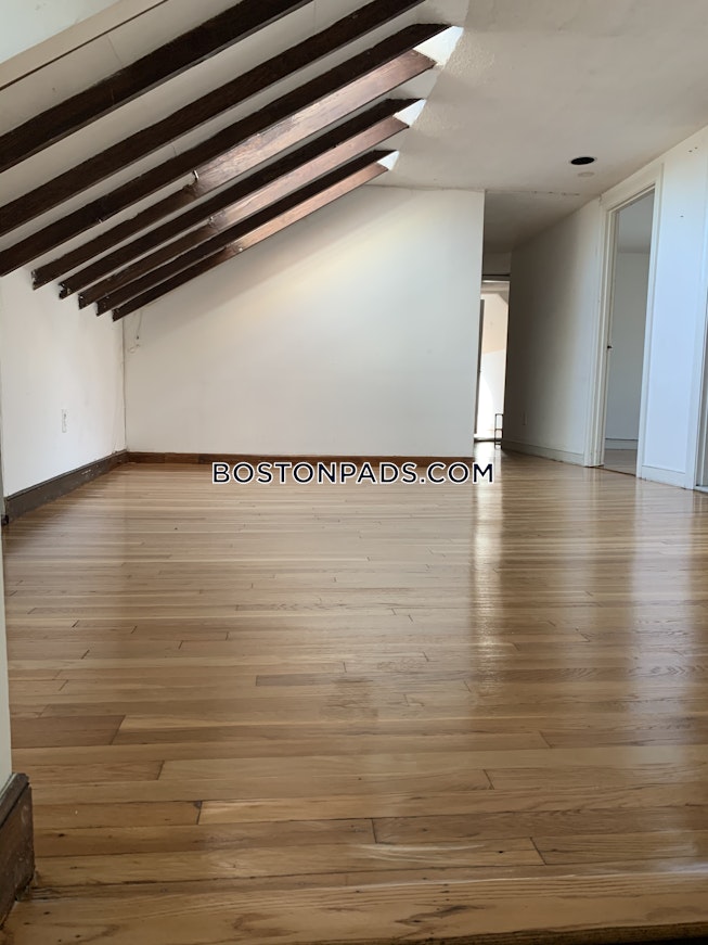 Boston - $4,500+ /mo