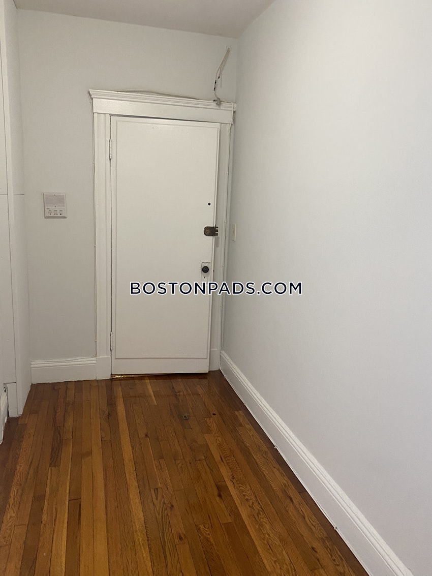 BOSTON - MISSION HILL - 1 Bed, 1 Bath - Image 8