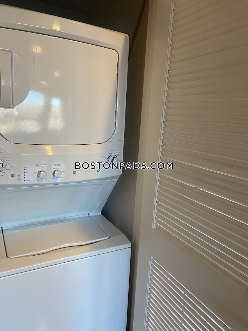 BOSTON - SOUTH BOSTON - WEST SIDE - 2 Beds, 1.5 Baths - Image 1