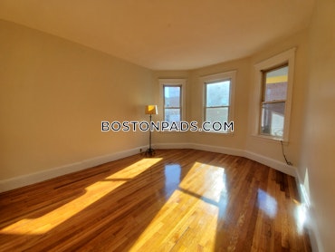 Boston - 3 Beds, 1 Baths