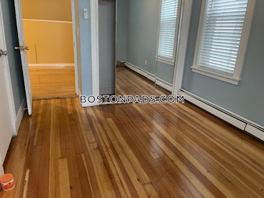 Boston - 6 Beds, 2 Baths