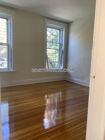 Boston - 3 Beds, 1 Baths