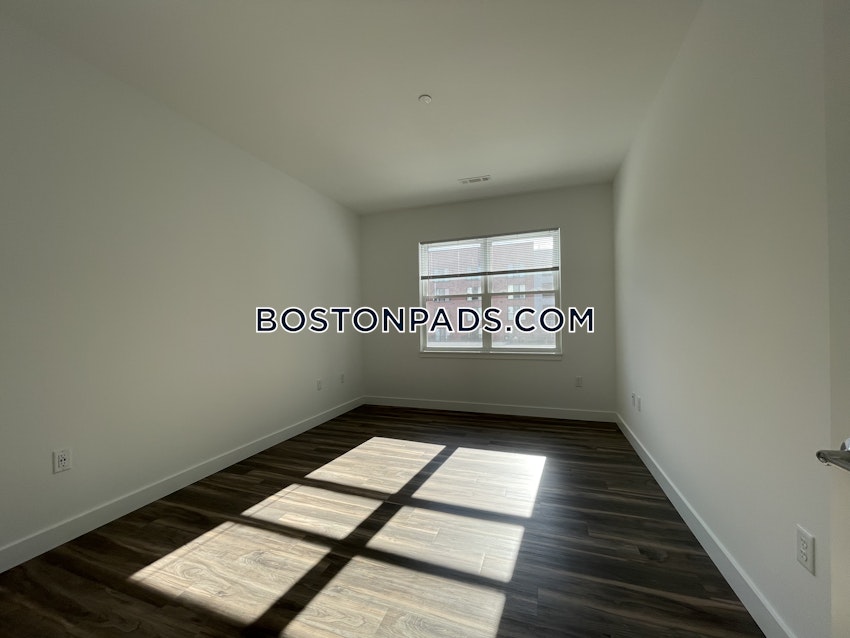 WATERTOWN - 2 Beds, 2 Baths - Image 3