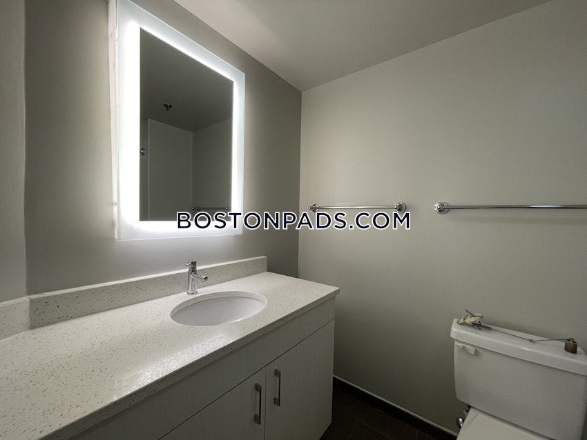 BOSTON - SEAPORT/WATERFRONT - 2 Beds, 2 Baths - Image 12