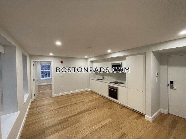 Boston - $3,200+ /mo