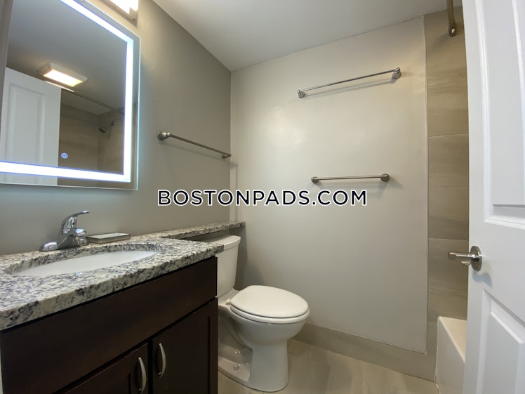 Harcourt St., Boston