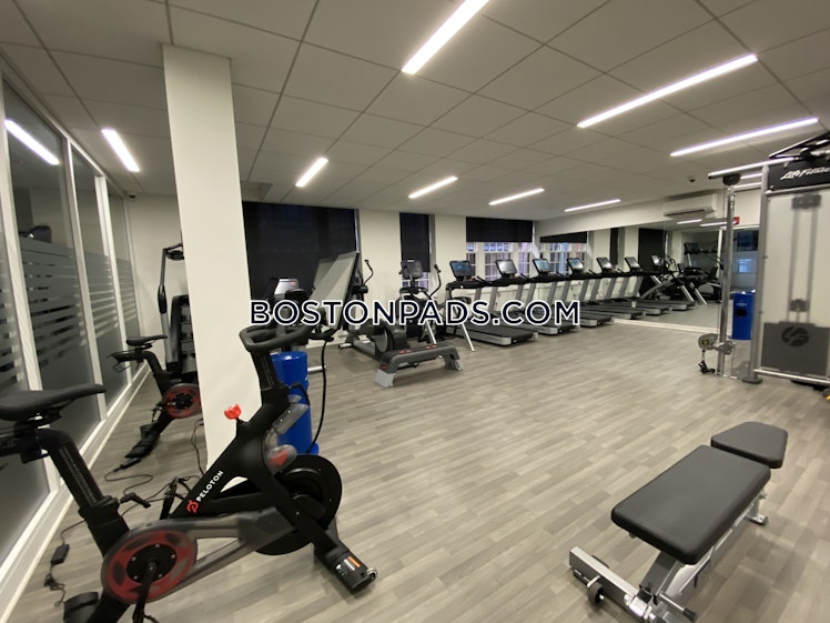 Harcourt St., Boston