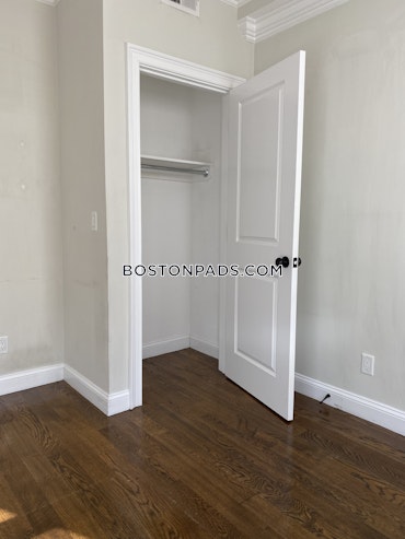 Boston - 2 Beds, 1 Baths