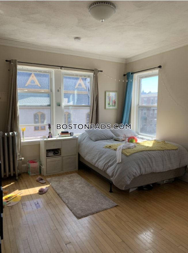 Boston - $4,745+ /mo