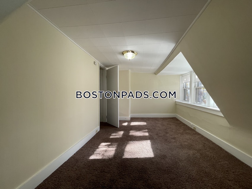 BOSTON - HYDE PARK - 1 Bed, 1 Bath - Image 24