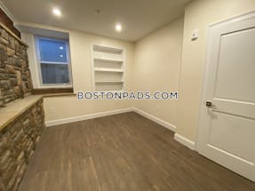 Brookline 3 Beds 2 Baths  Washington Square - $3,500 No Fee