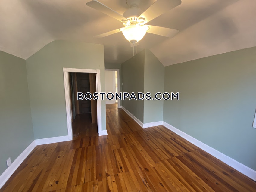 MEDFORD - TUFTS - 4 Beds, 2 Baths - Image 19