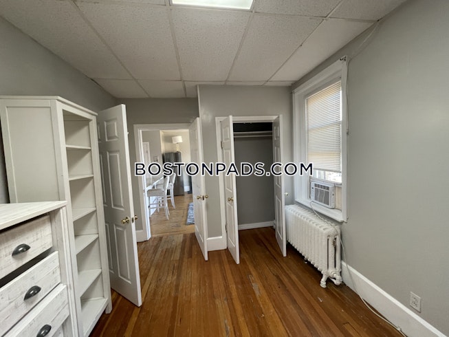 Boston - $3,200+ /mo