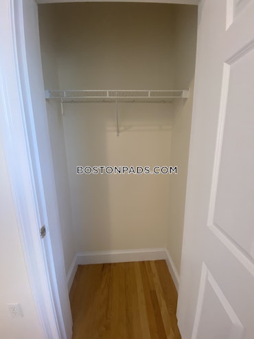 Boston - 3 Beds, 2 Baths