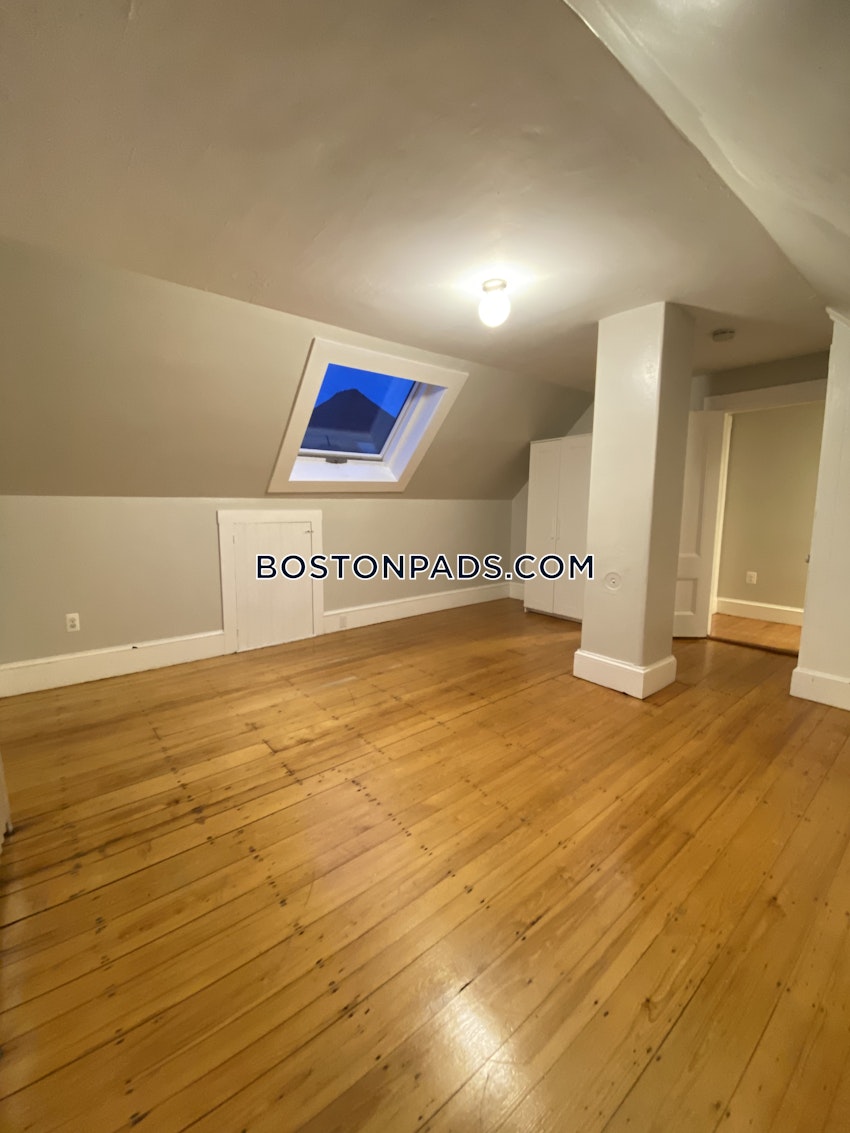 BOSTON - JAMAICA PLAIN - FOREST HILLS - 5 Beds, 2 Baths - Image 29