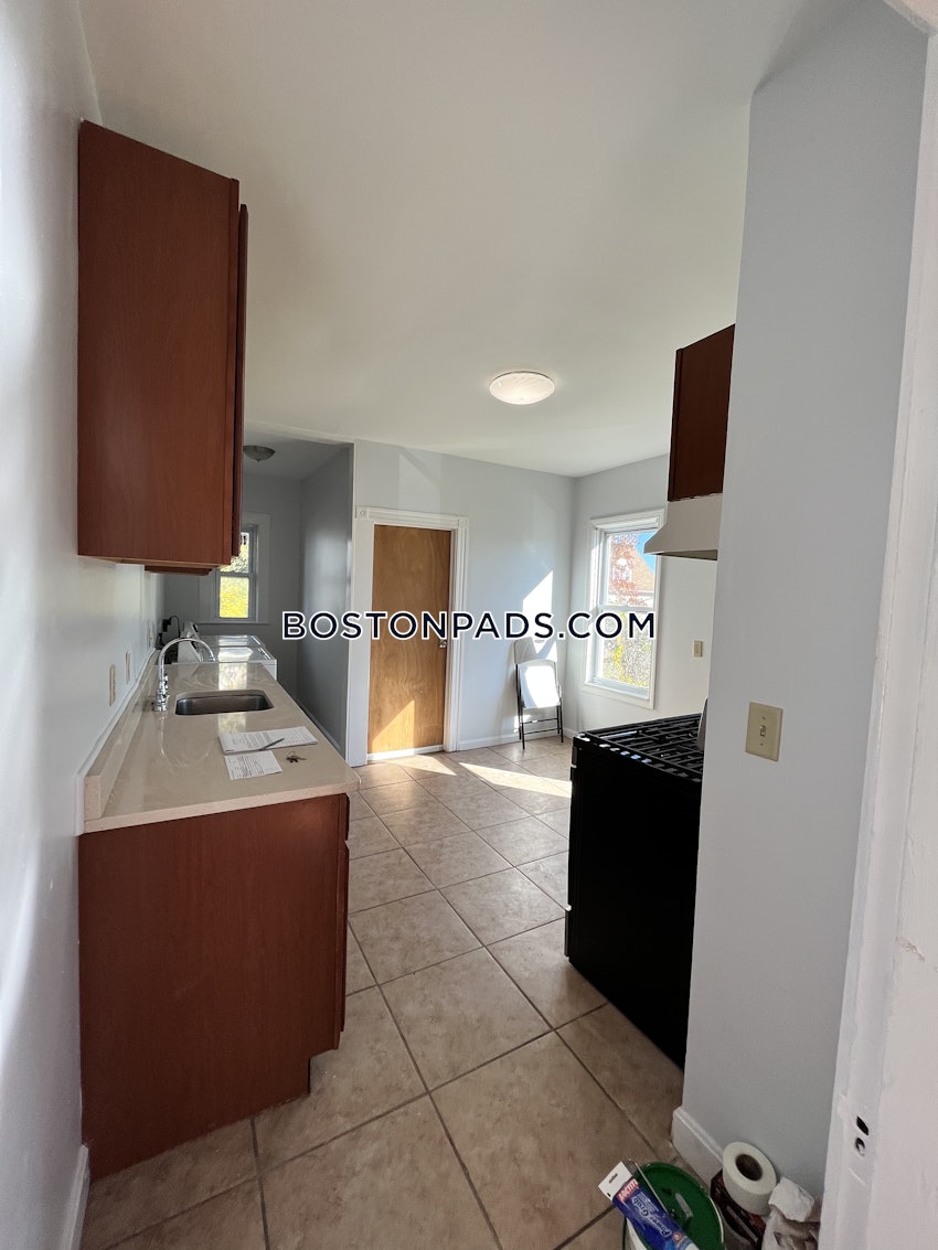 BOSTON - DORCHESTER - UPHAMS CORNER - 3 Beds, 1 Bath - Image 45