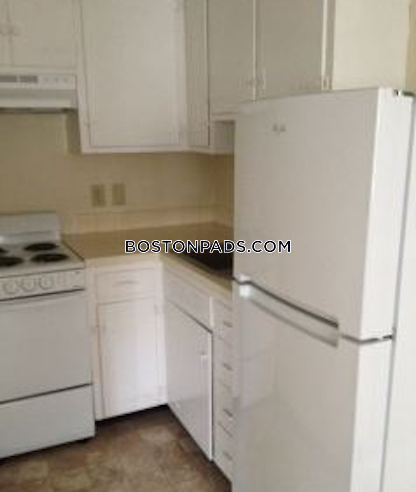 ANDOVER - 1 Bed, 1 Bath - Image 1