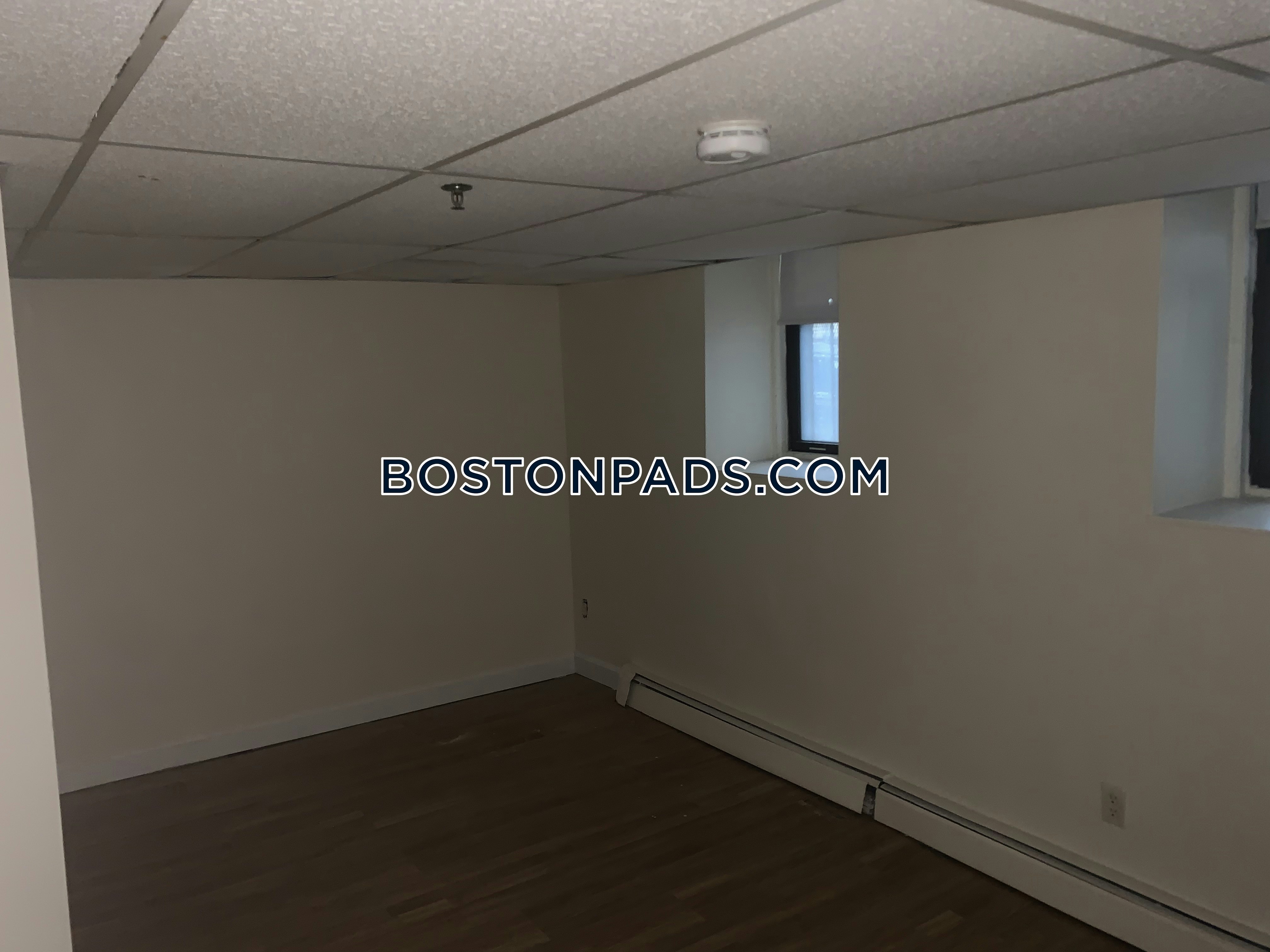 Boston - 2 Beds, 1 Baths