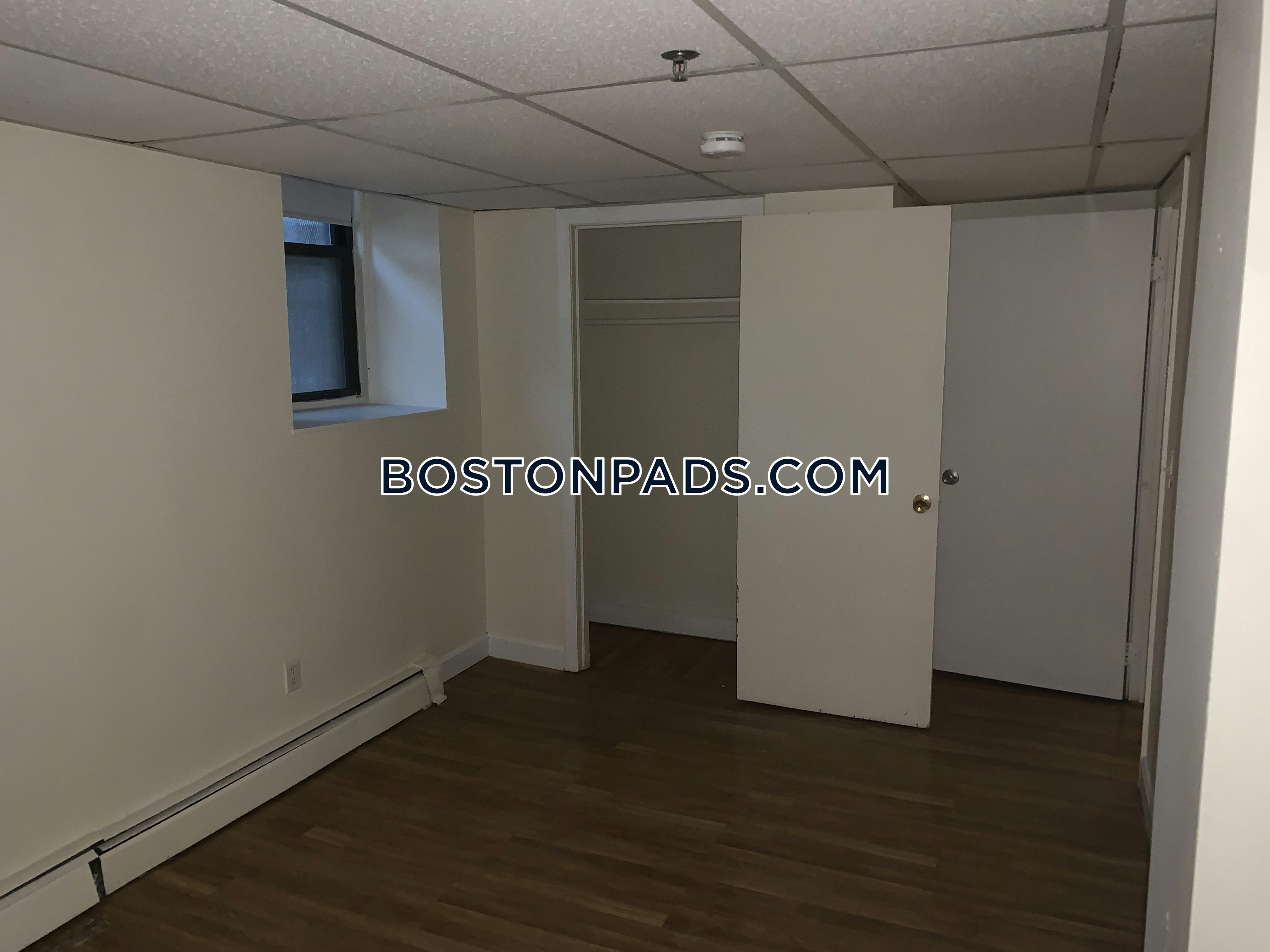 Boston - 2 Beds, 1 Baths