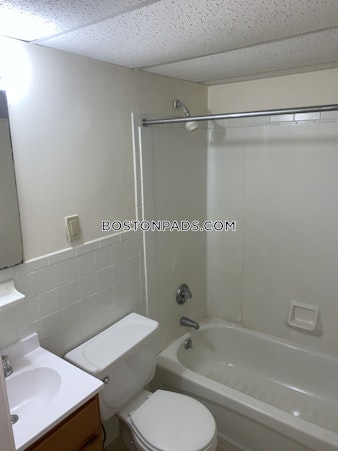 Commonwealth Ave. Boston