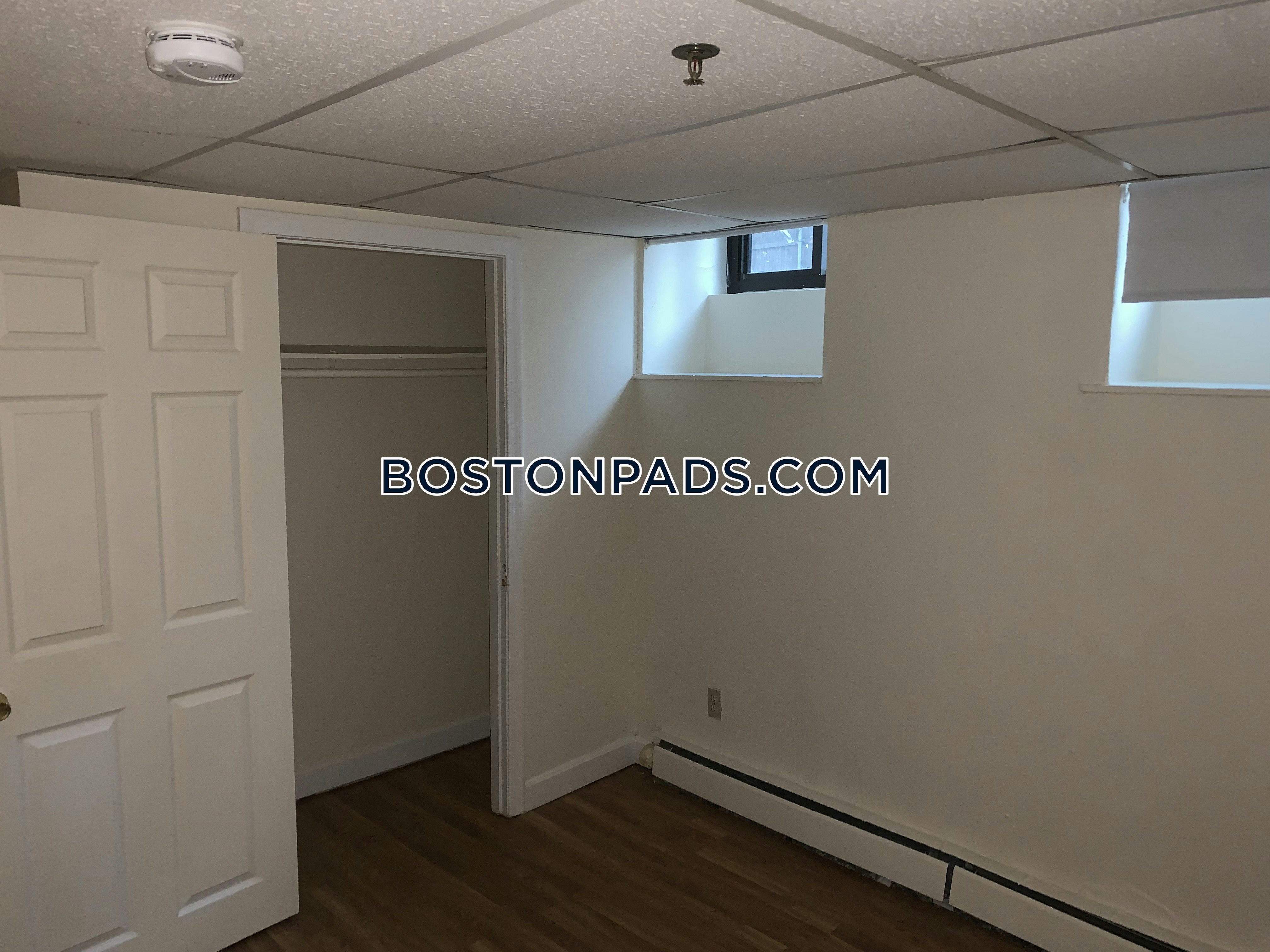 Boston - 2 Beds, 1 Baths