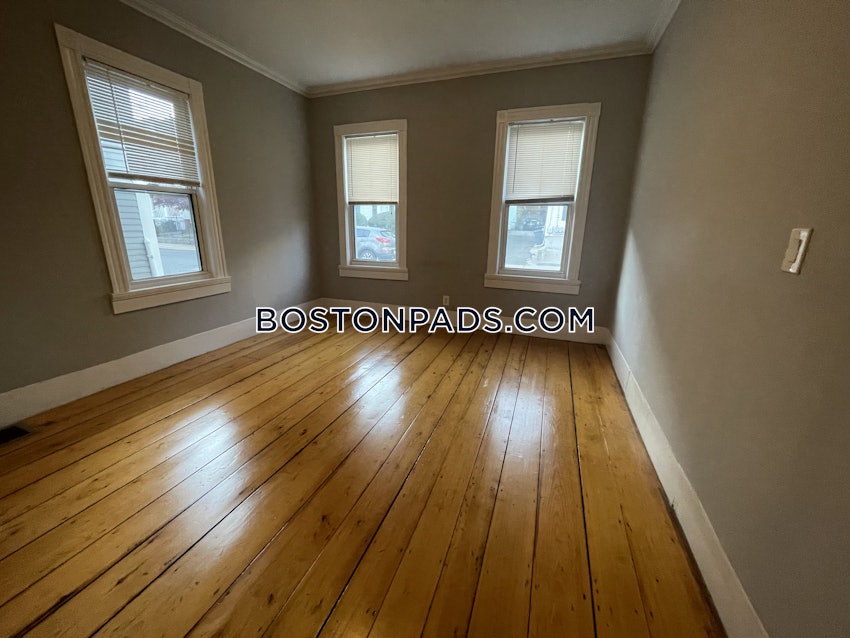 BOSTON - CHARLESTOWN - 4 Beds, 2 Baths - Image 42