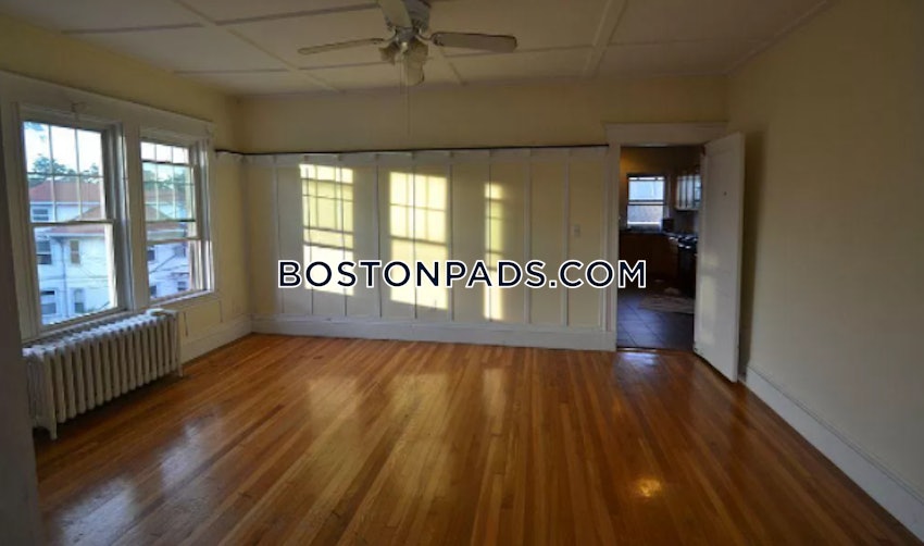 BOSTON - BRIGHTON - OAK SQUARE - 4 Beds, 2 Baths - Image 4