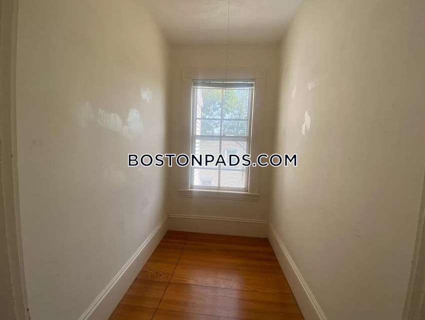 WATERTOWN - 3 Beds, 1 Bath - Image 3