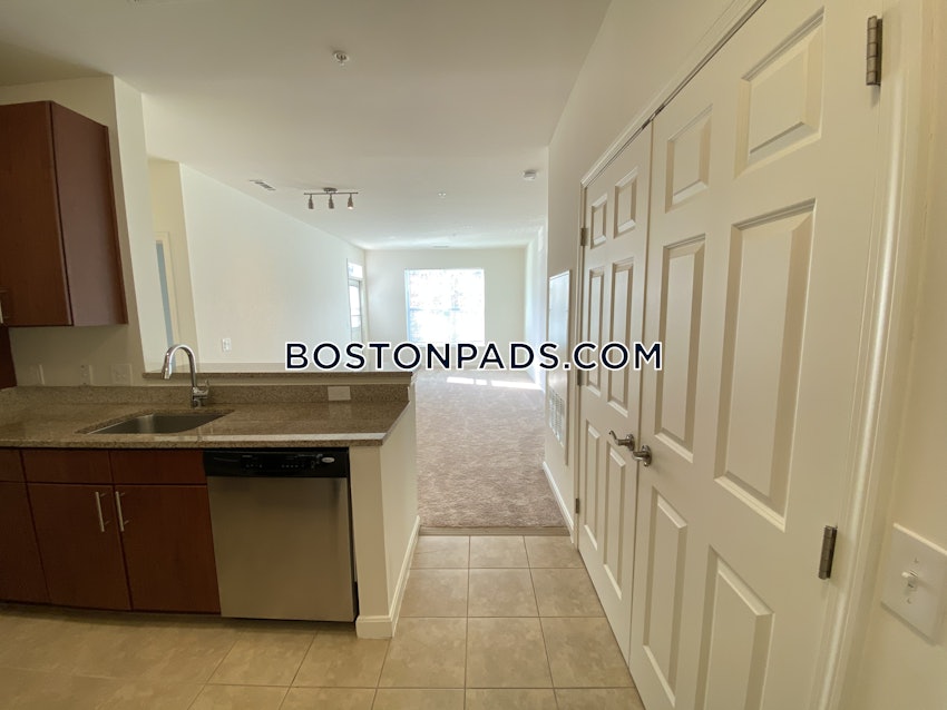 ANDOVER - 2 Beds, 2 Baths - Image 30