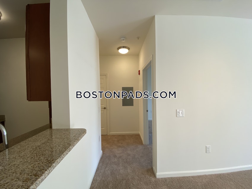 ANDOVER - 2 Beds, 2 Baths - Image 4