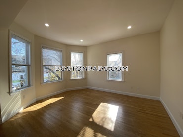 Boston - 3 Beds, 2 Baths