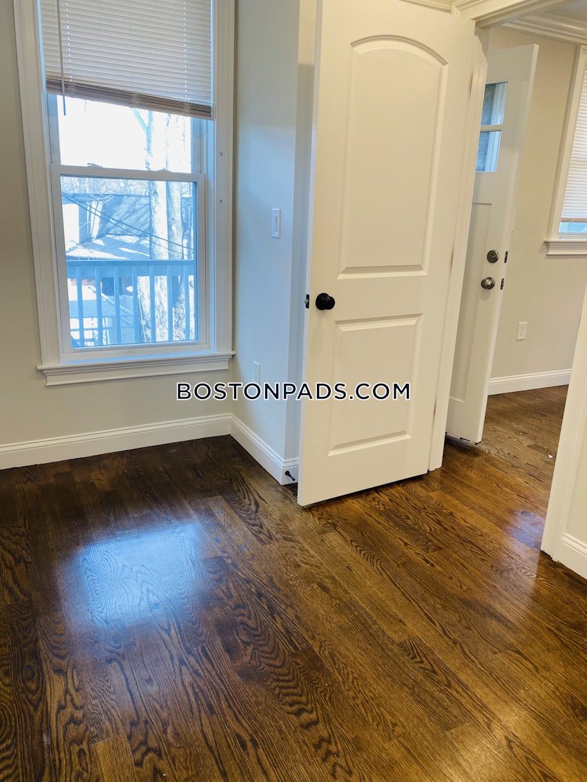 BOSTON - ROXBURY - 2 Beds, 1 Bath - Image 2