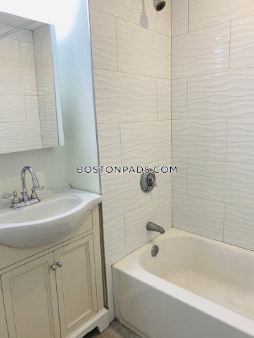 Boston - 2 Beds, 1 Baths