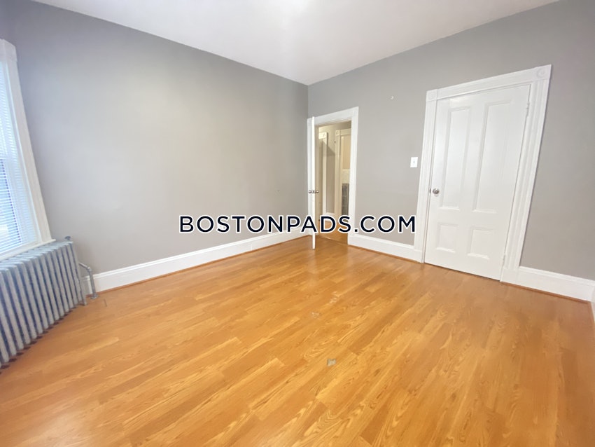 BOSTON - JAMAICA PLAIN - HYDE SQUARE - 4 Beds, 2 Baths - Image 35