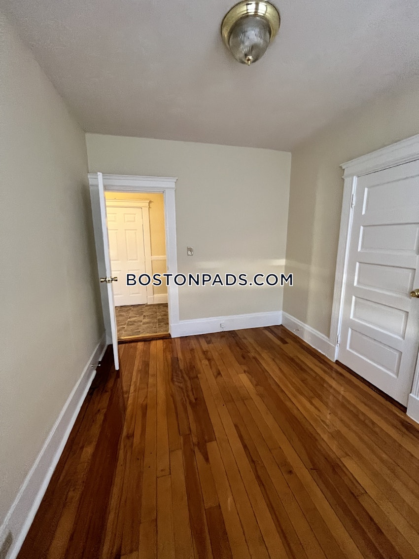 BOSTON - ALLSTON - 3 Beds, 1 Bath - Image 17