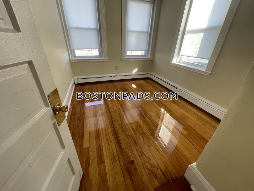 BOSTON - ALLSTON - 3 Beds, 1 Bath - Image 18