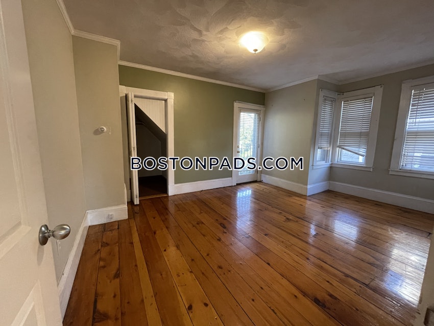 BOSTON - DORCHESTER - CENTER - 5 Beds, 2 Baths - Image 16