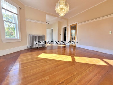 Boston - 5 Beds, 1 Baths